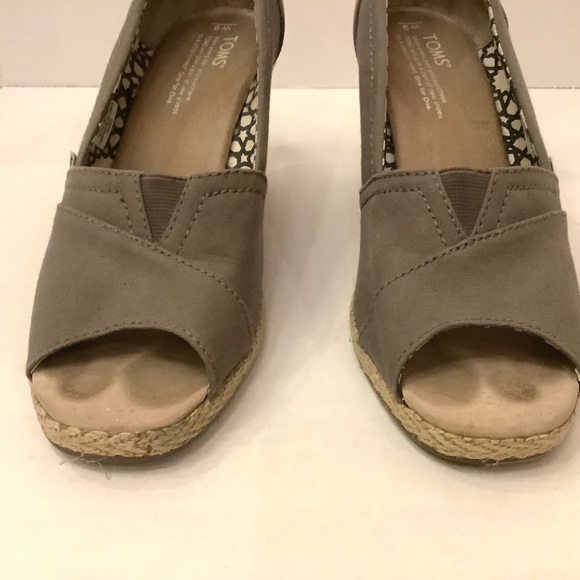 TONS Gray Fabric Wedge Sz 9 B13/14 - Picture 6 of 14